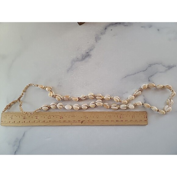 Vintage Shell Beaded Necklace - Picture 8 of 10